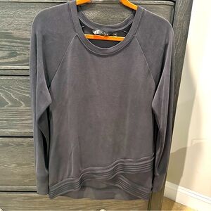 Like New Athleta top medium tall